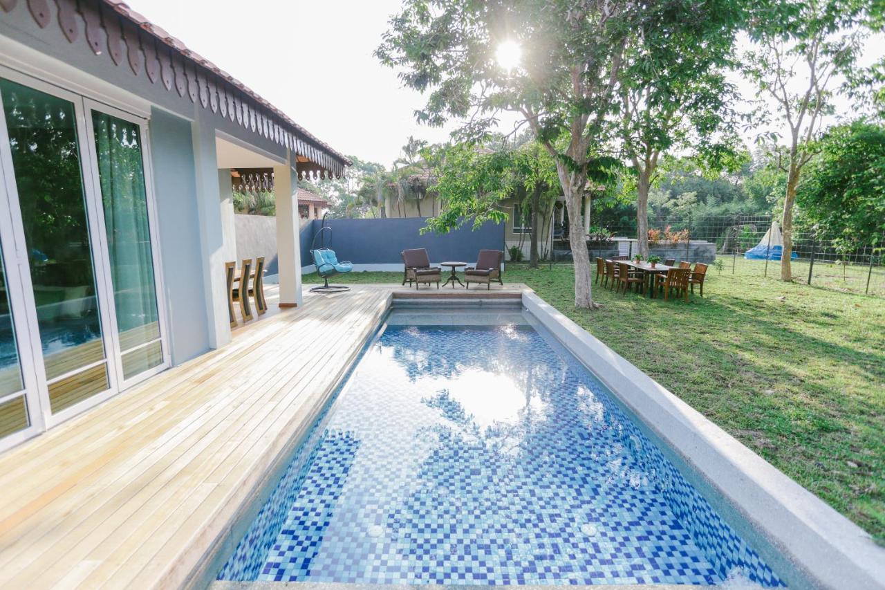 Royale Riviera Resort Private Pool Villas Pantai Cenang  Εξωτερικό φωτογραφία