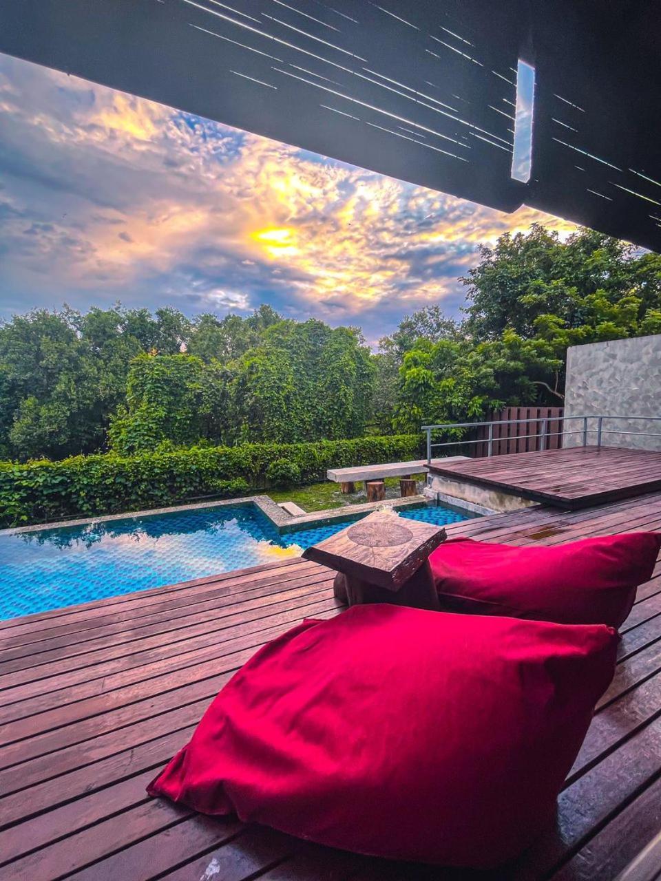 Royale Riviera Resort Private Pool Villas Pantai Cenang  Εξωτερικό φωτογραφία