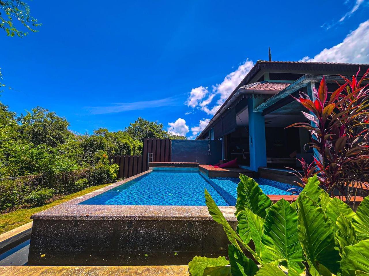 Royale Riviera Resort Private Pool Villas Pantai Cenang  Εξωτερικό φωτογραφία